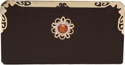 

Jolie Party Brown Clutch