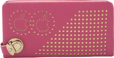 

MTE Casual Pink Clutch