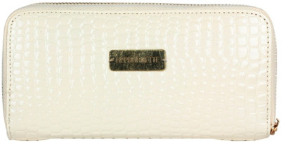 

Hepburnette Casual White Clutch