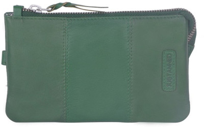 

Justanned Casual Green Clutch
