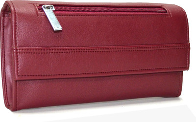 

Utsukushii Casual Maroon Clutch