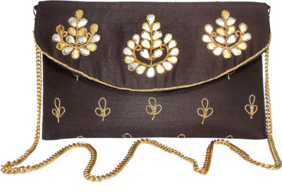 

Spice Art Party Multicolor Clutch