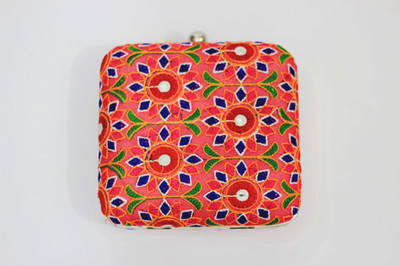 

Shree Kala Fashions Party Pink Clutch