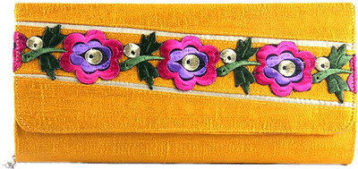 54% OFF on Favola Party Yellow Clutch 54% OFF on Favola Party Yellow Clutch