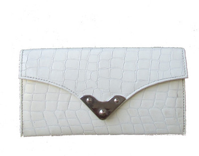 

Klaska Casual White Clutch