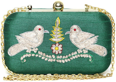 

Hepburnette Party Green Clutch