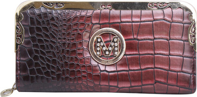 

UC Casual Maroon, Black Clutch, Black;maroon