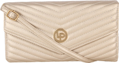

Lino Perros Casual Gold Clutch