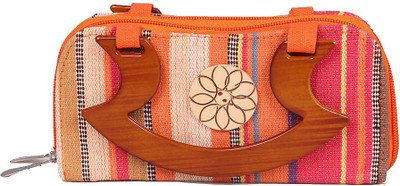 

Pitaaraa Casual Orange Clutch