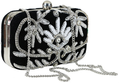 

Sadaf Party Black Clutch