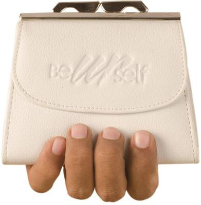 

eZeeBags Casual White Clutch