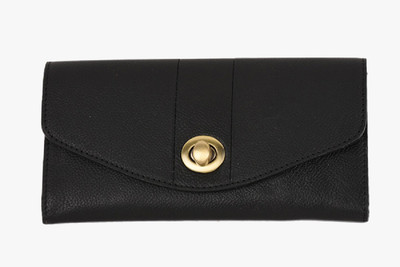 

Paradigm Design Lab Formal Black Clutch