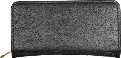 

Urban Gypsys Casual Black Clutch