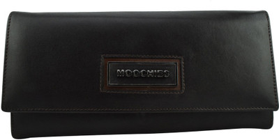

Moochies Formal Brown Clutch