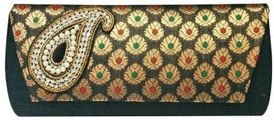 

Angelfish Party Black Clutch