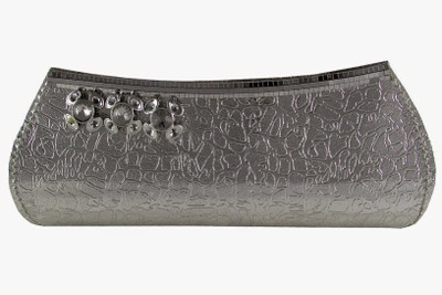 

MTE Formal Silver Clutch