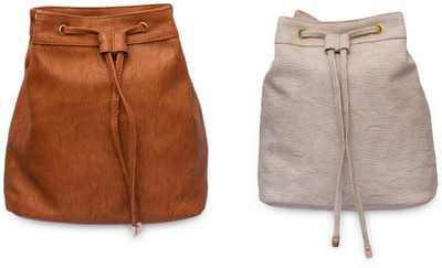 

Kleio Casual Beige Clutch