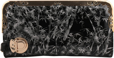 

Bazaar Pirates Party Multicolor Clutch