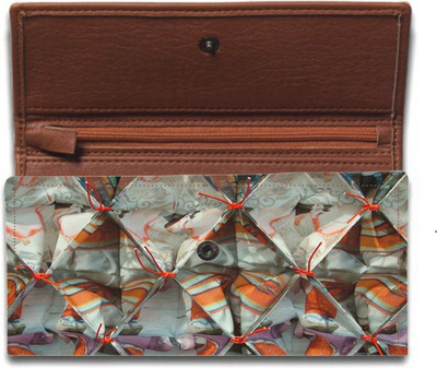 

Shoprider Casual Multicolor Clutch