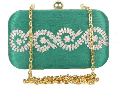 

Hepburnette Party Green Clutch