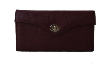 

Klaska Casual Purple Clutch