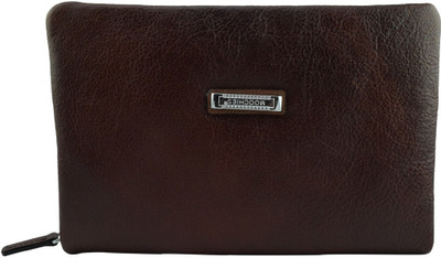 

Moochies Formal Beige Clutch