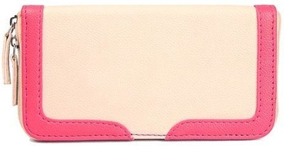 

Bagsy Malone Casual White Clutch
