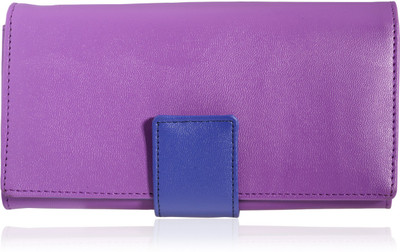 

Contrast Party Pink Clutch