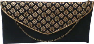 

Bhamini Party Black Clutch