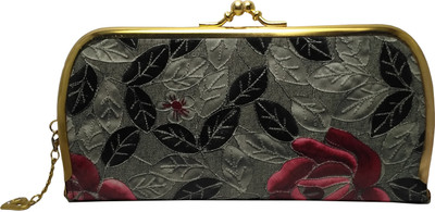 

Fusion Clutches Party Multicolor Clutch