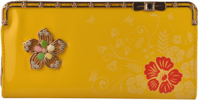 

Priya Shop Casual Yellow Clutch