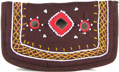 

Womens Cottage Casual Brown Clutch