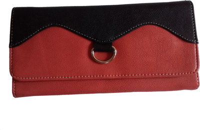 

Fiable Casual Brown Clutch