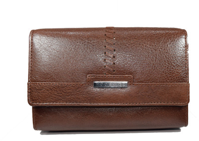 

Moochies Casual Brown Clutch