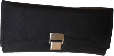 

Goldeno Casual Black Clutch
