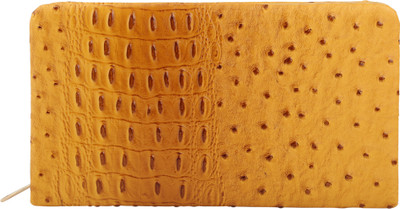 

Quality Creators Casual Tan Clutch