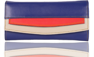 

White Flower Blue Clutch