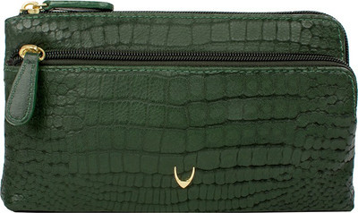 

Hidesign Casual Green Clutch