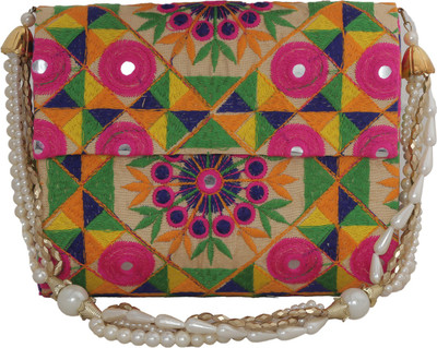 

Advika Casual Green, Pink Clutch