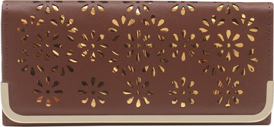

StyleSaga Party Brown Clutch