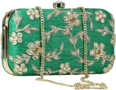 

Sadaf Party Green Clutch