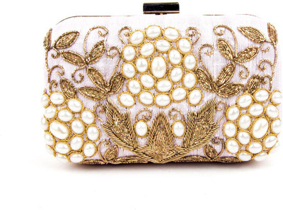 

Ruhmet Party Pink Clutch