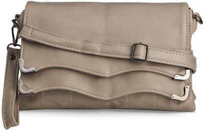 

Vero Couture Party Grey Clutch