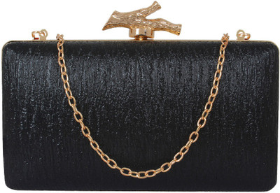 

PamperVille Party Black Clutch