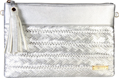 

Horra Casual Silver Clutch