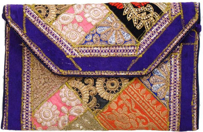 

The Living Craft Casual Multicolor Clutch
