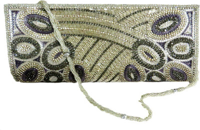 

Kawaii Casual Silver Clutch