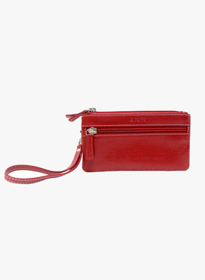 

La Roma Casual Red Clutch
