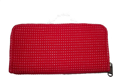 

Prashi Party Red Clutch