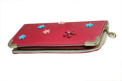 

The Trendy Casual Red Clutch